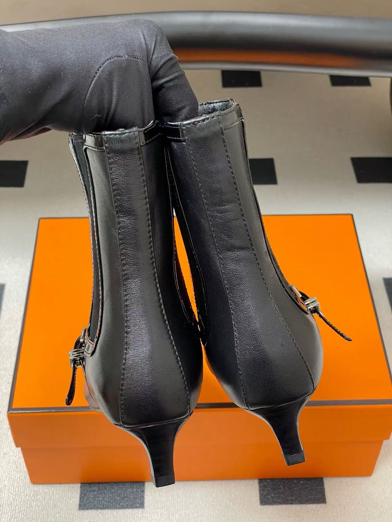 HERME5 高品質ローヒールのアンクルブーツ【50％割引+送料無料】