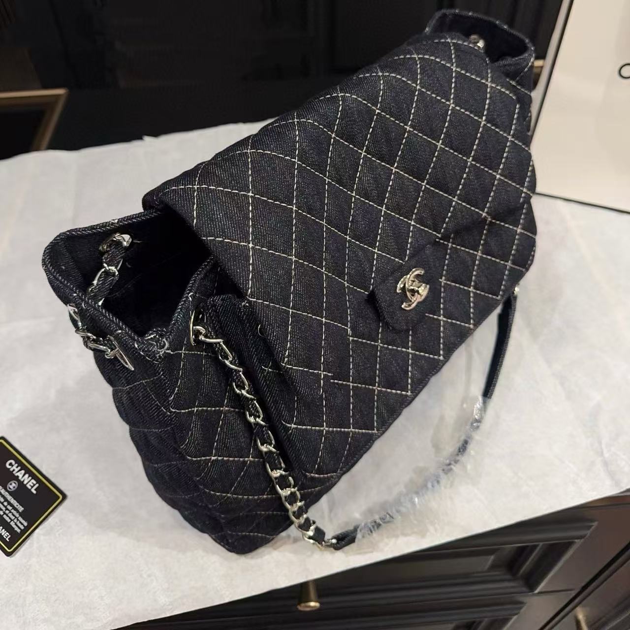 CHANE1 デニムチェーントートバッグ【50％割引+送料無料】