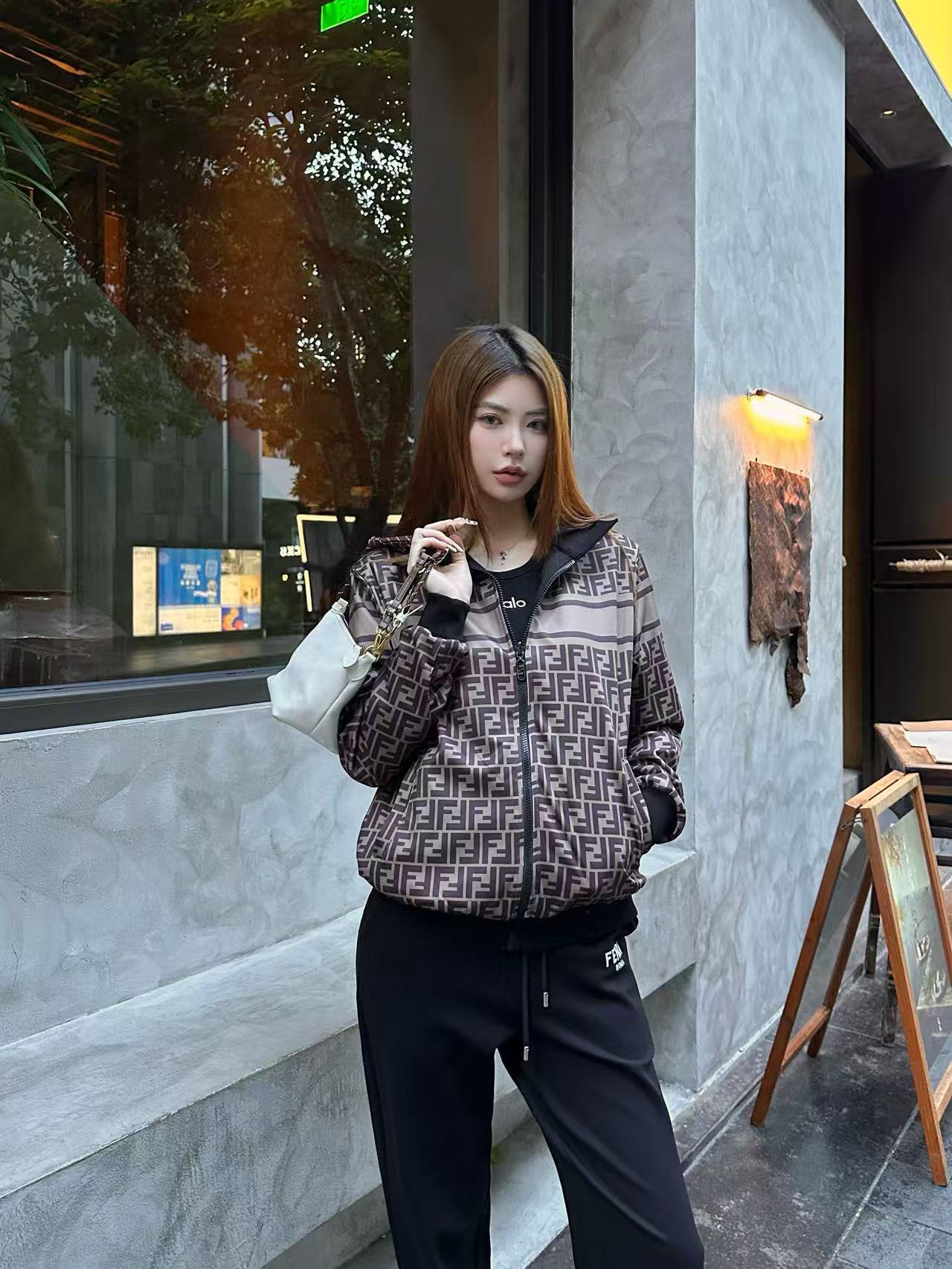 FEND1 リバーシブルジャケット＋トラウザーズ ツーピースセット【50％割引+送料無料】