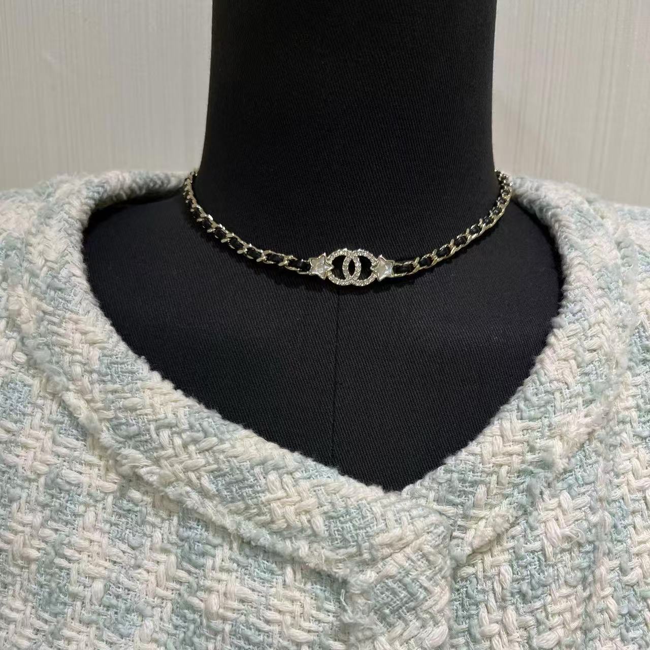 CHANE1 レザーダブルCネックレス【50％割引+送料無料】