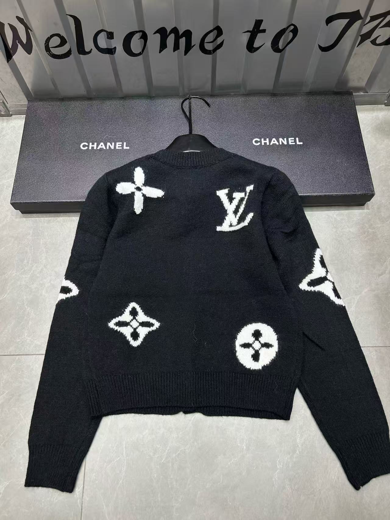 LV 四つ葉のクローバー フロック レター ウール カーディガン【50％割引+送料無料】