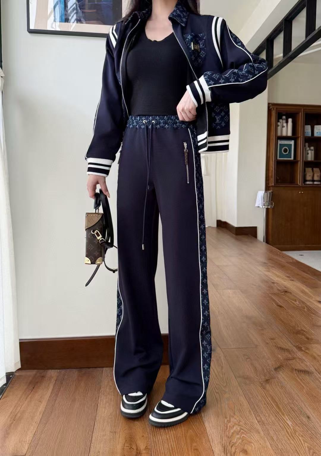 LVプリントポケットジップアップジャケット+パンツのツーピースセット【50％割引+送料無料】