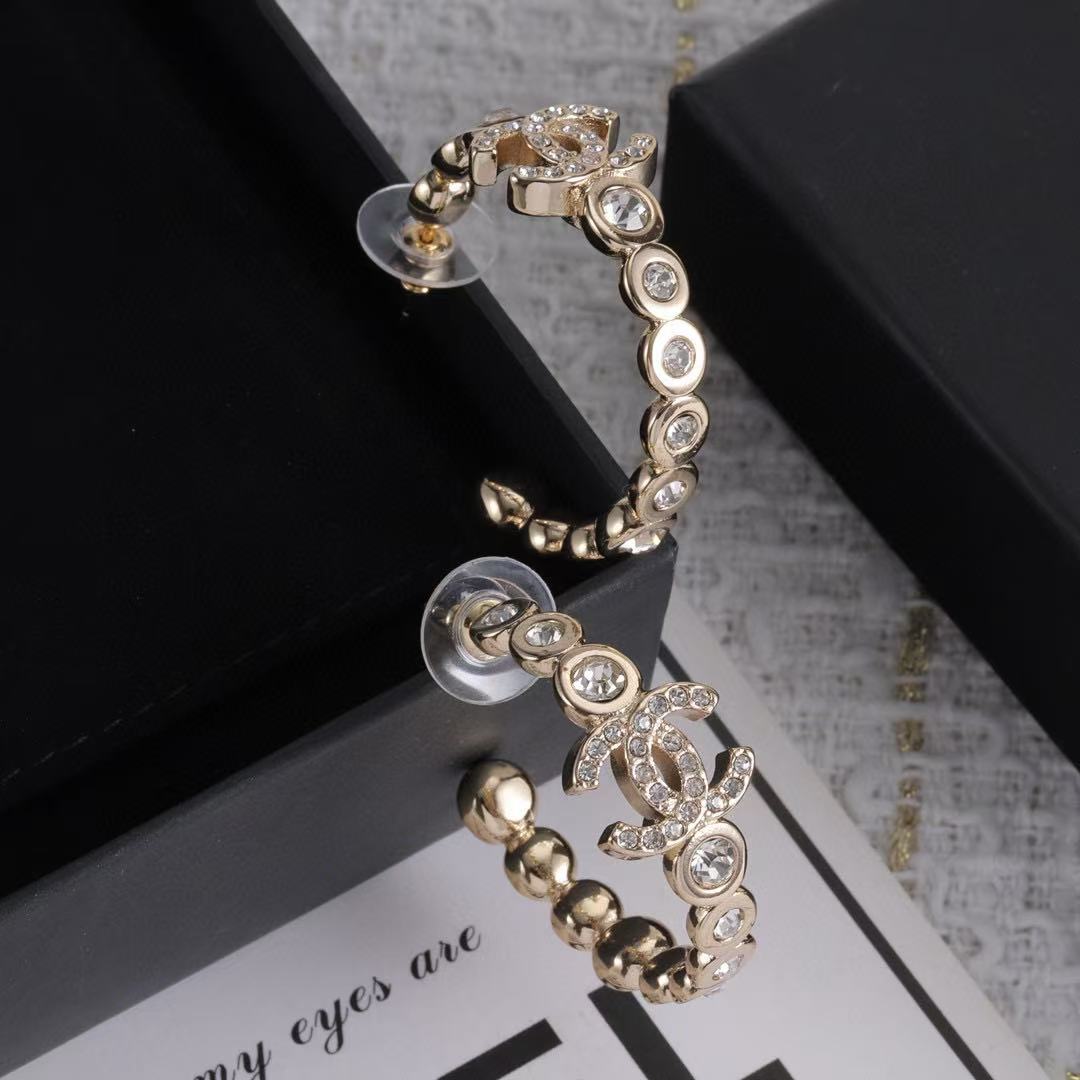 CHANE1 ダブルC ダイヤモンドセットイヤリング【50％割引+送料無料】