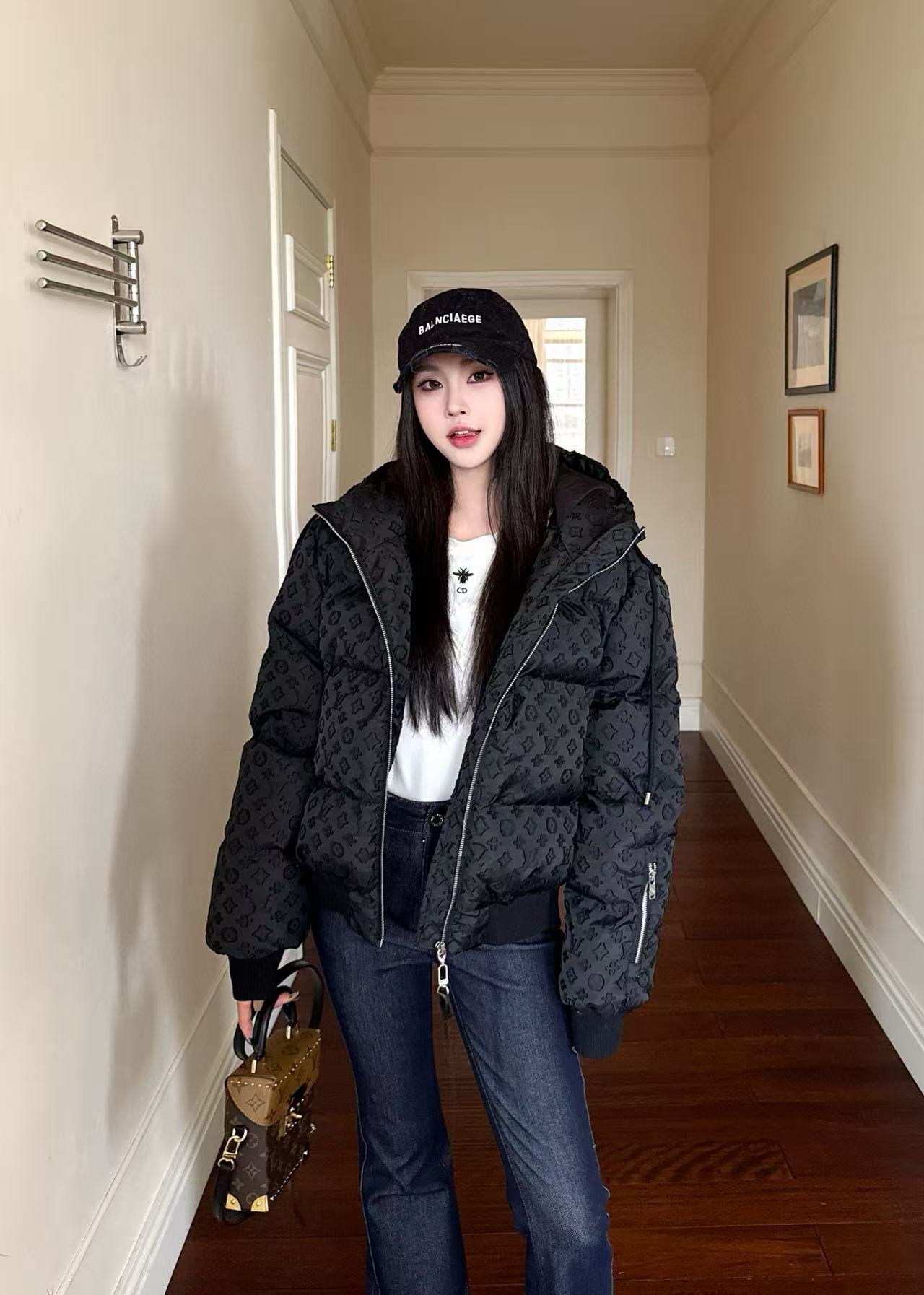 LVの高品質プリントダウンジャケット【50％割引+送料無料】