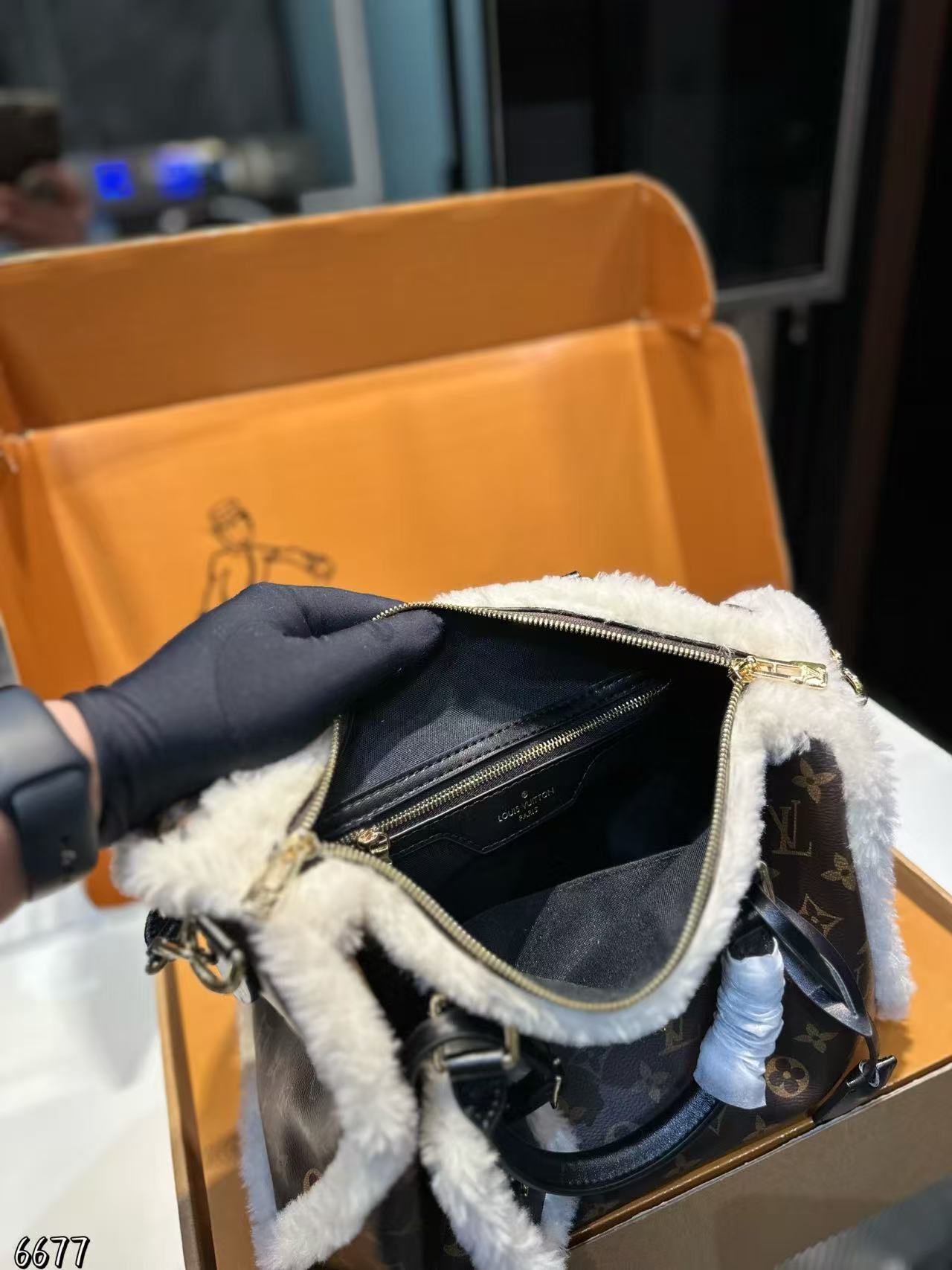 LV Speedy Soft30ウールのハンドバッグ【50％割引+送料無料】