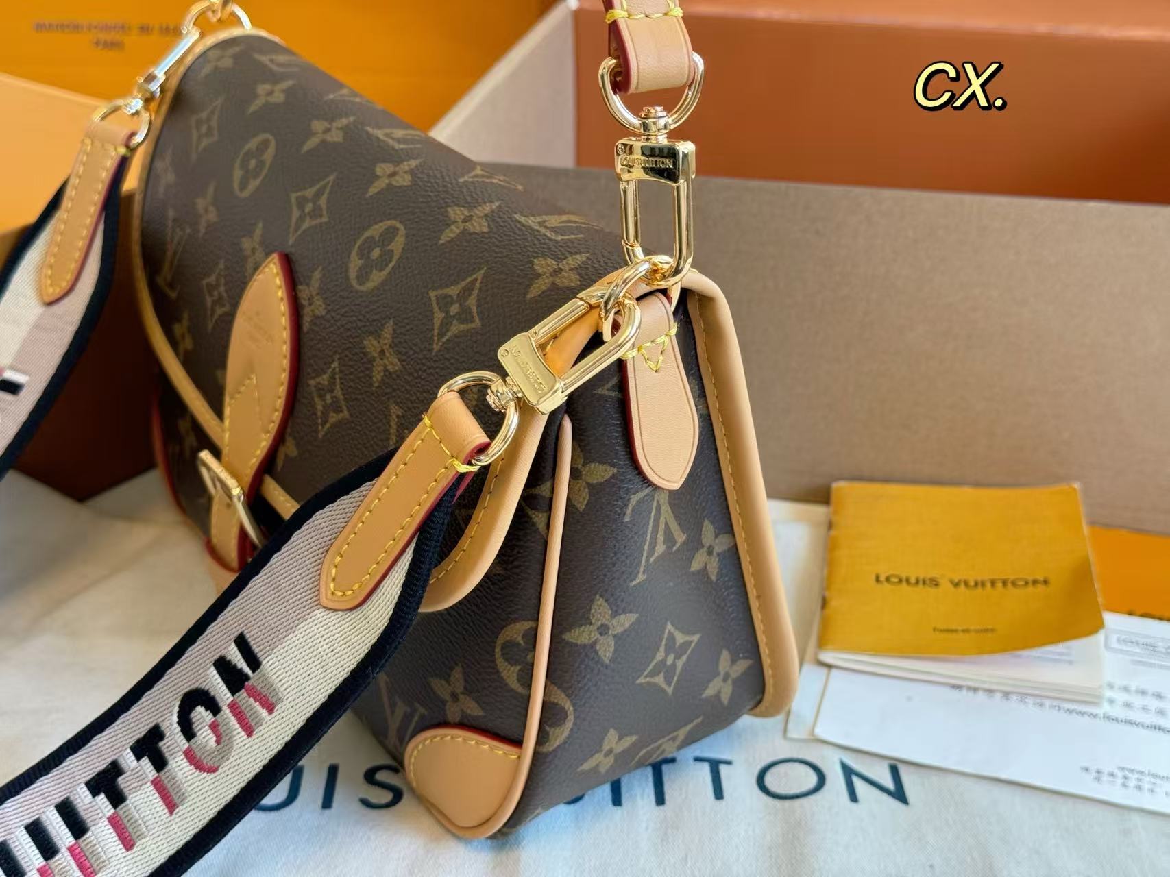 LV Dianeバゲットショルダーバッグ【50％割引+送料無料】