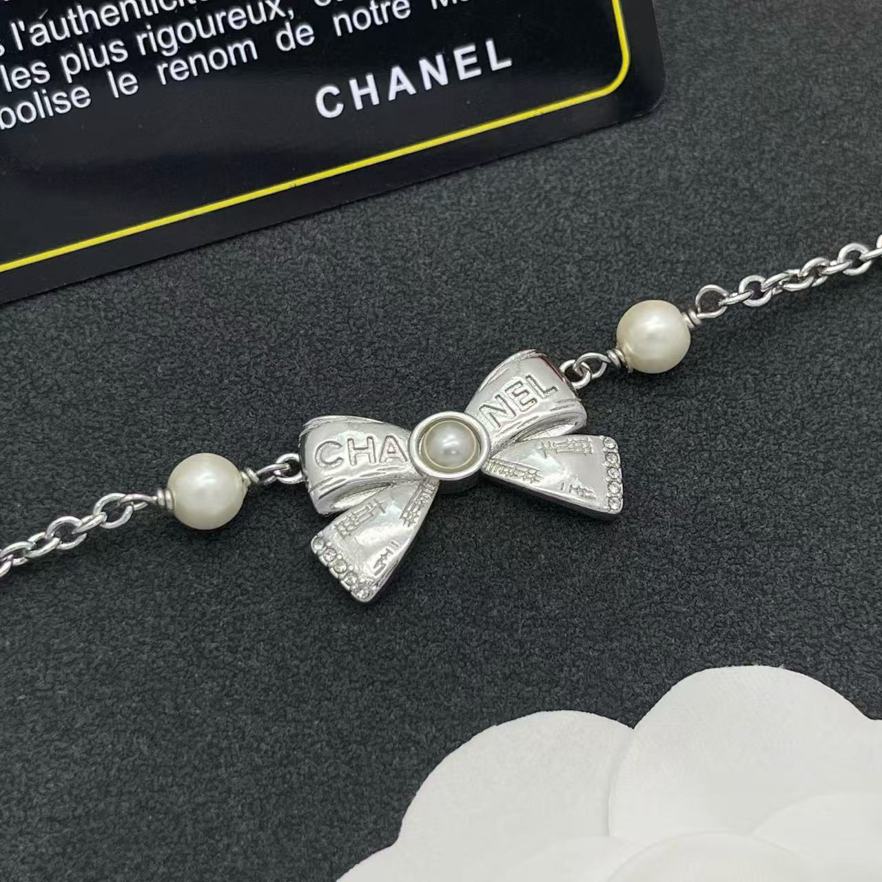 CHANE1 ボウパール ダブルC ブレスレット【50％割引+送料無料】