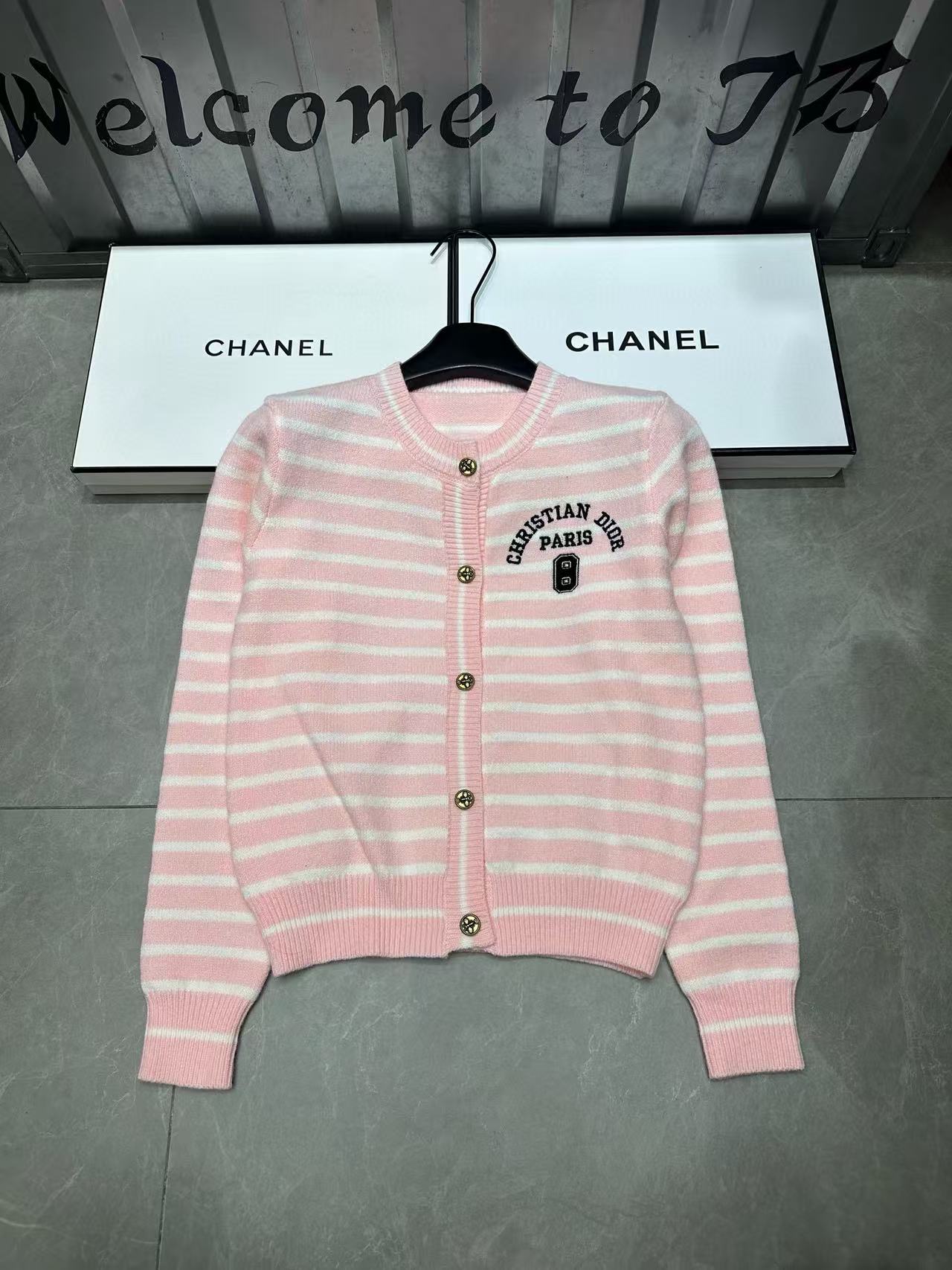 DIOR ストライプ レター ウール カーディガン【50％割引+送料無料】