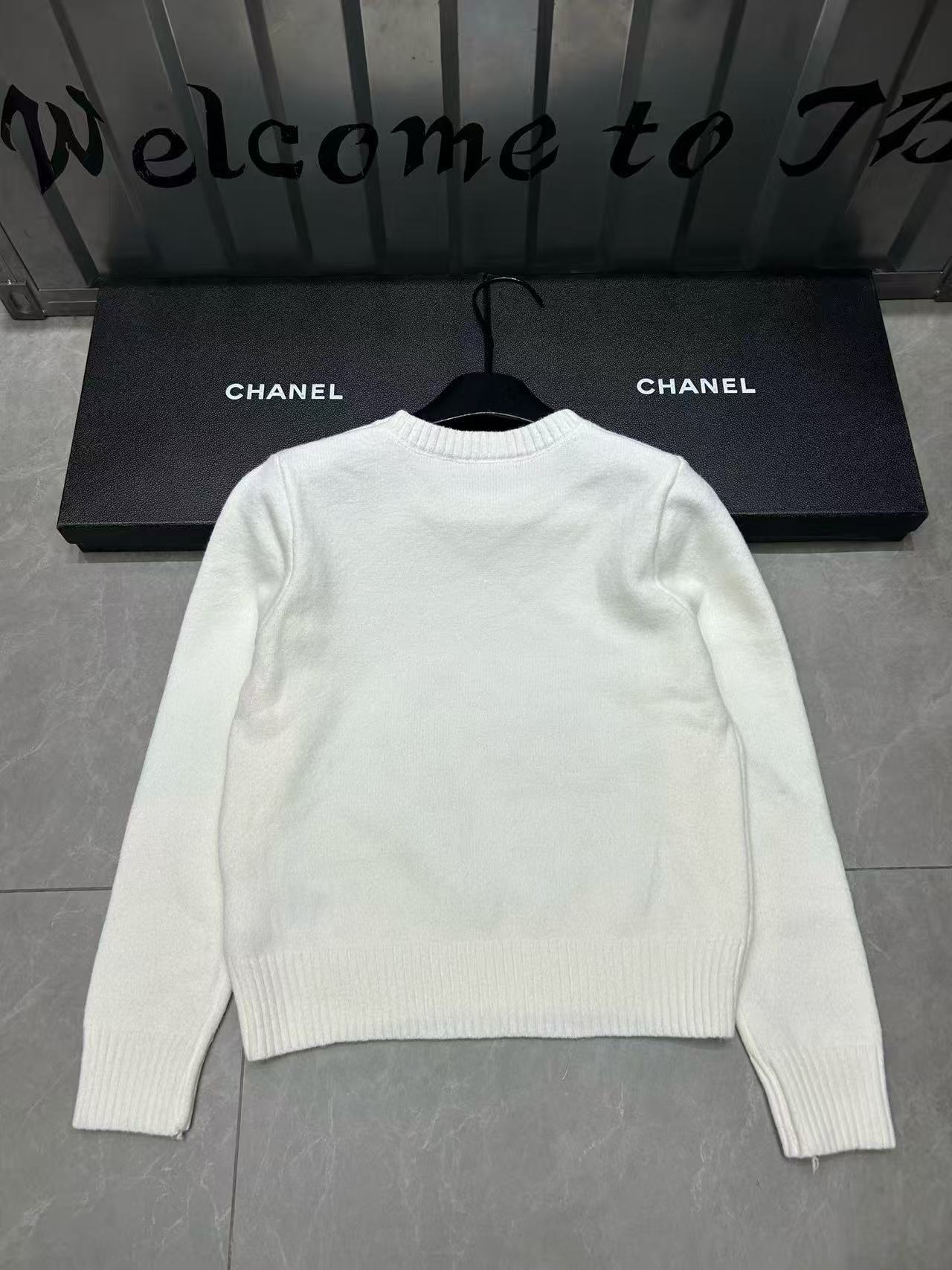 LV エンブロイダリー レター セーター【50％割引+送料無料】