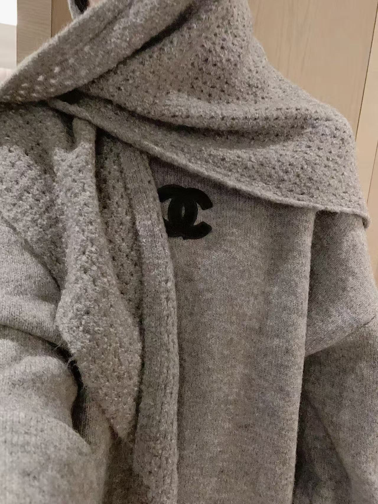 CHANE1 ダブルC スカーフ付き カジュアルスーツ【50％割引+送料無料】