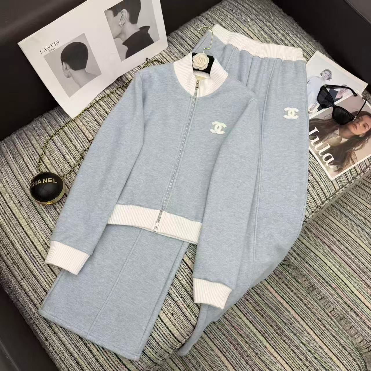 CHANE1 ダブルC スタンドカラージャケット+トラウザーズ ツーピースセット【50％割引+送料無料】