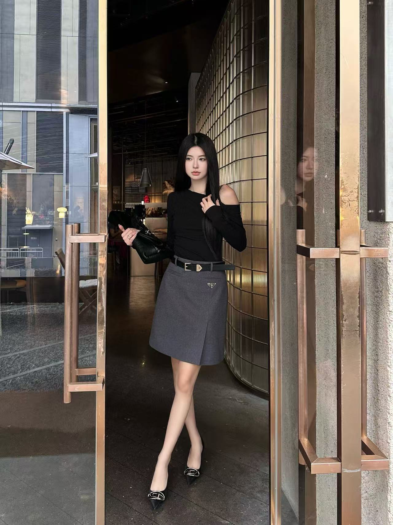 PR4DA ミニマリスト トライアングル ロゴ スカート【50％割引+送料無料】