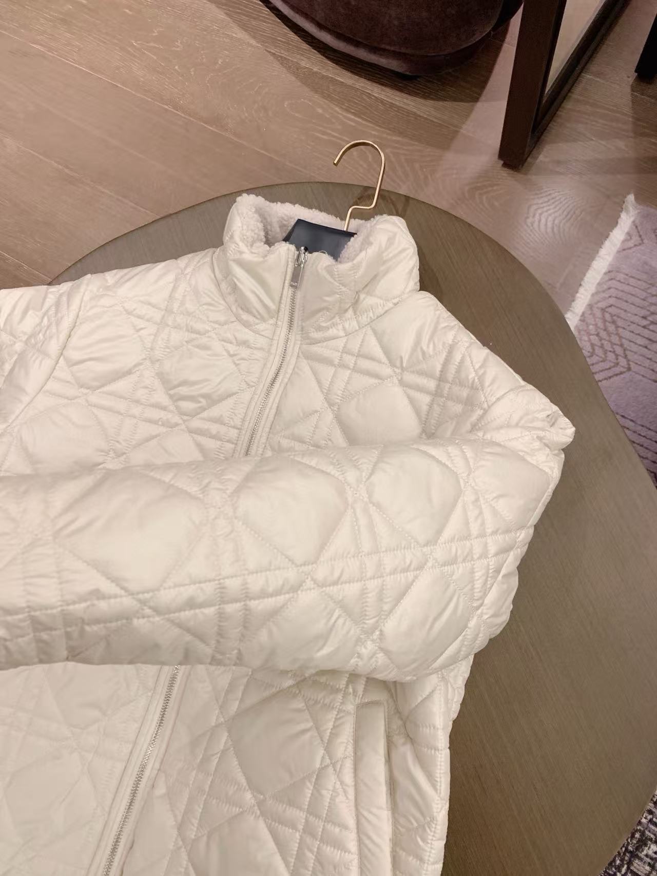 DIOR エンブロイダリー ビー キルティング ジャケット【50％割引+送料無料】