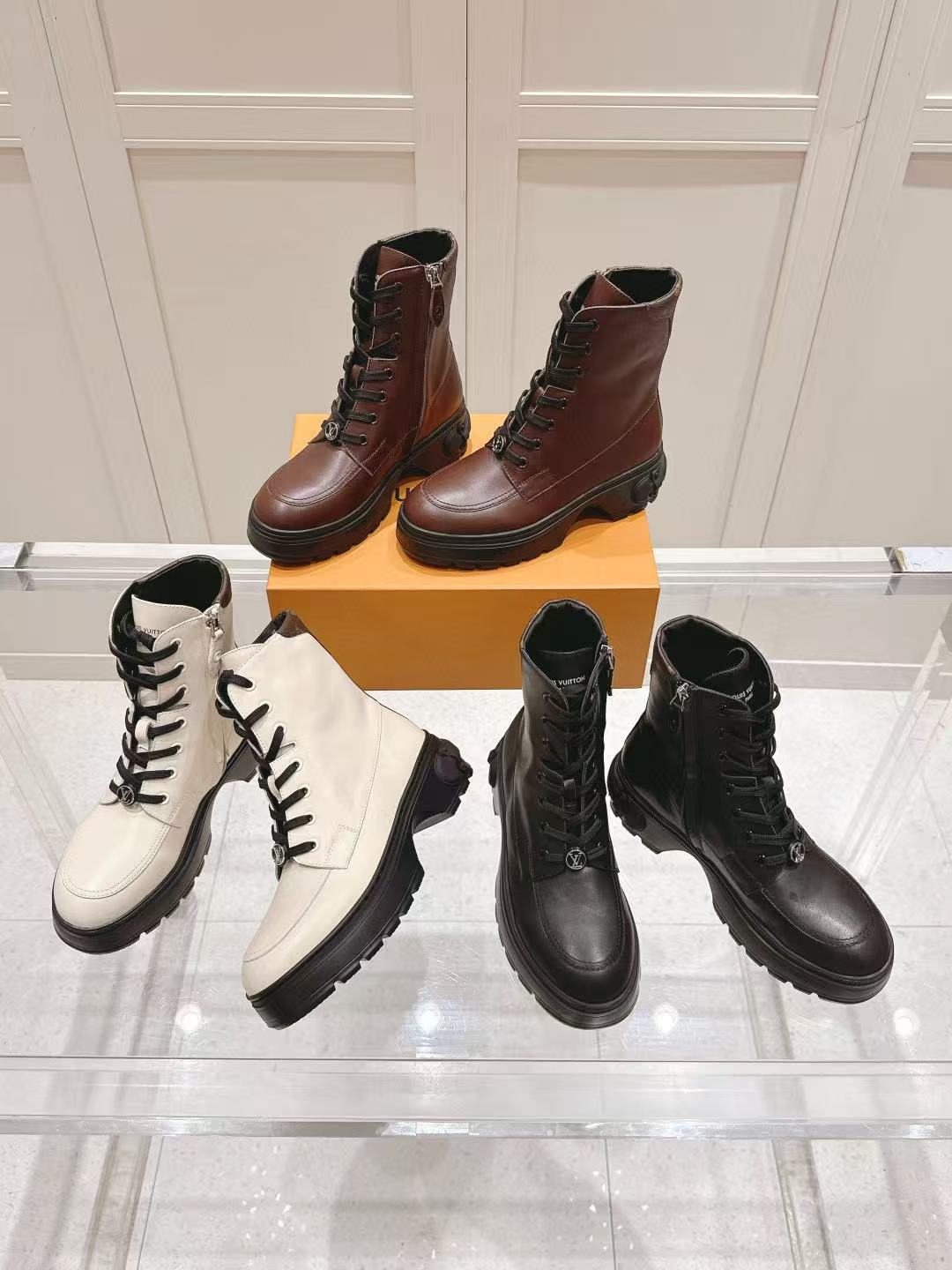 LVの高品質秋冬ラウンドトゥ牛革アンクルブーツ【50％割引+送料無料】