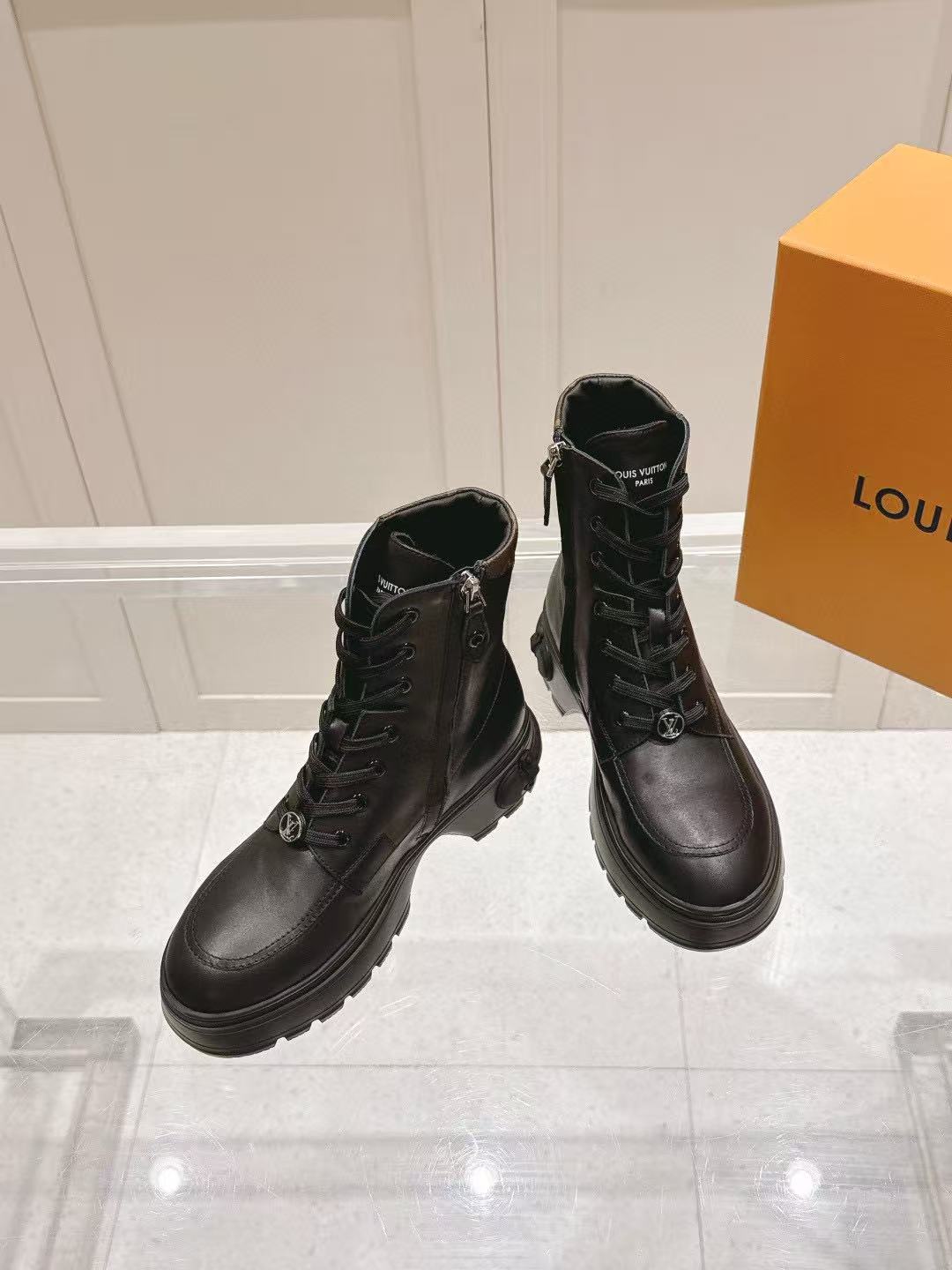 LVの高品質秋冬ラウンドトゥ牛革アンクルブーツ【50％割引+送料無料】