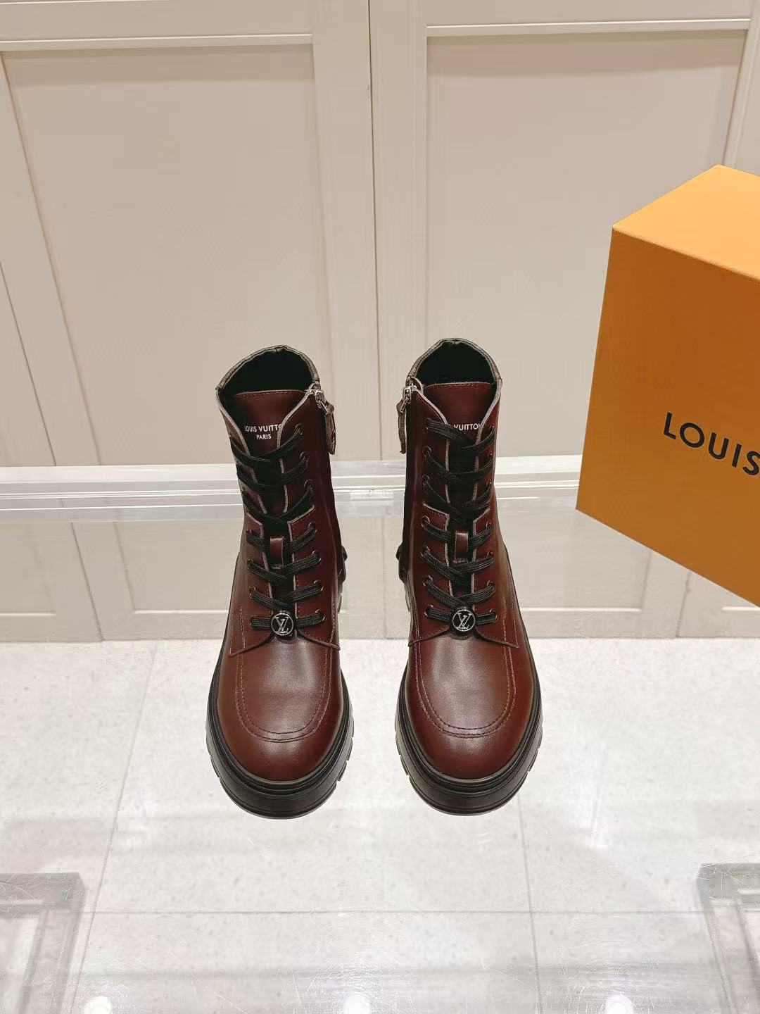 LVの高品質秋冬ラウンドトゥ牛革アンクルブーツ【50％割引+送料無料】