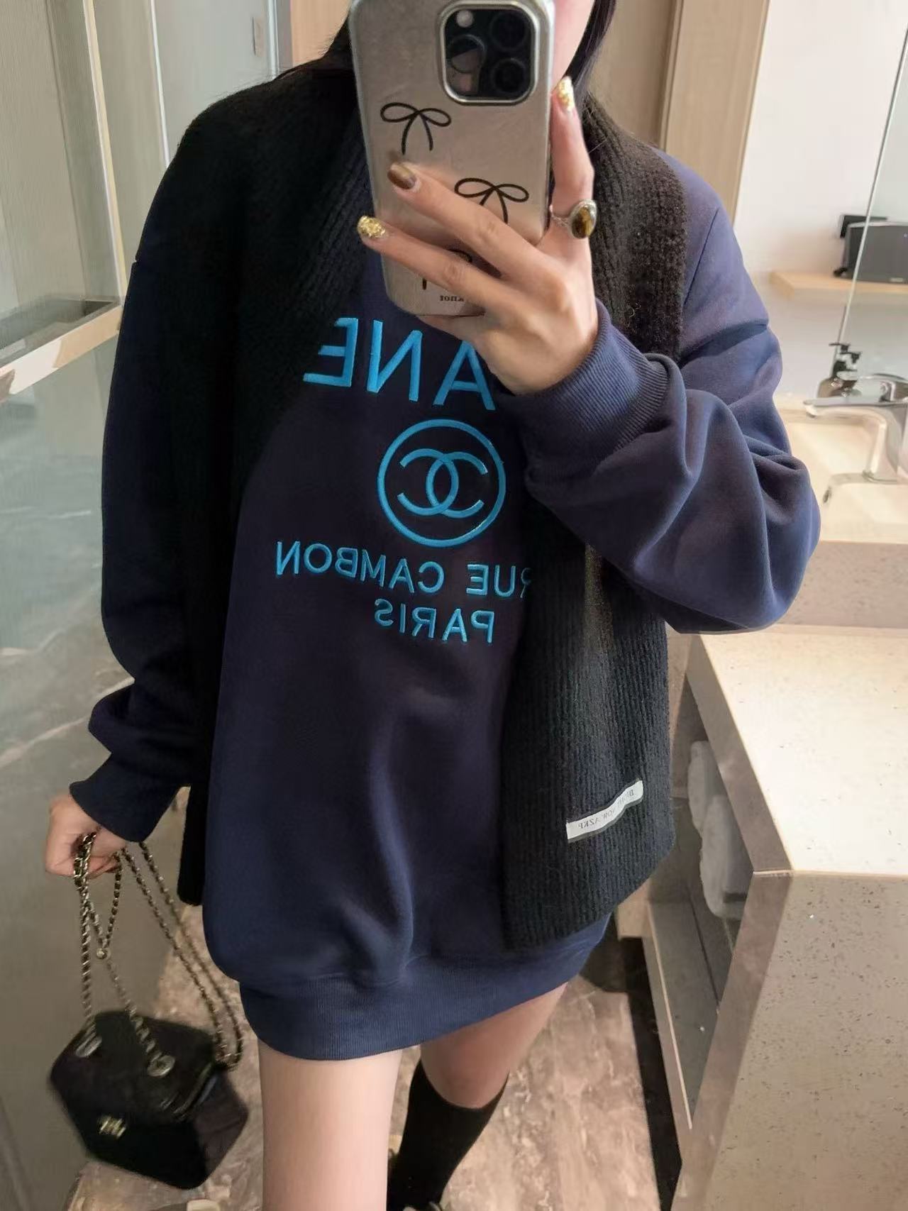 CHANE1 刺繍レタースウェットシャツ + スカーフ【50％割引+送料無料】