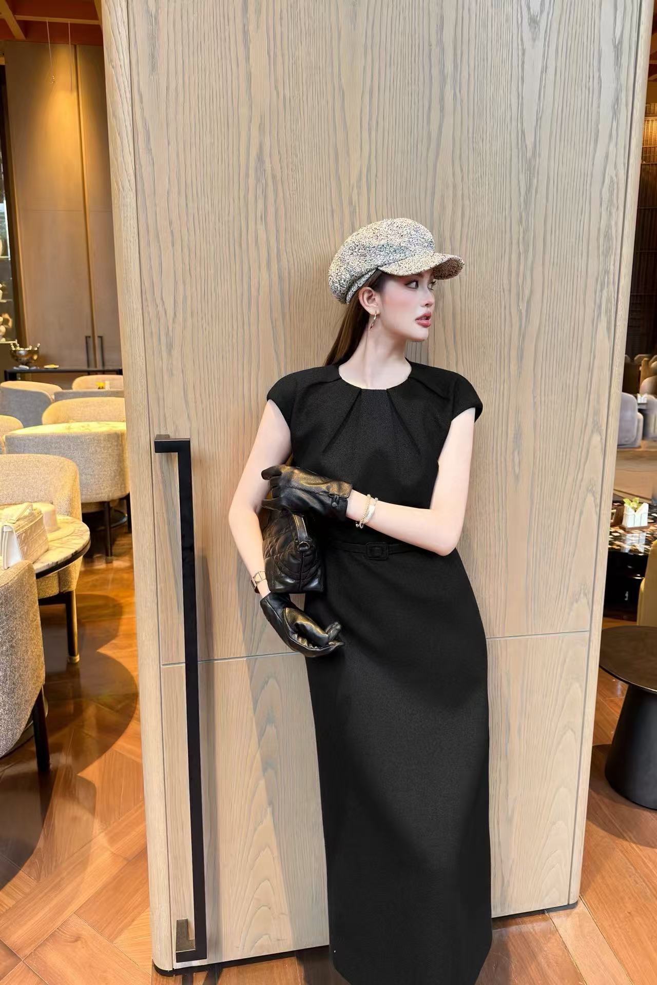 DIOR シンプル プリーツ ノースリーブ ドレス【50％割引+送料無料】