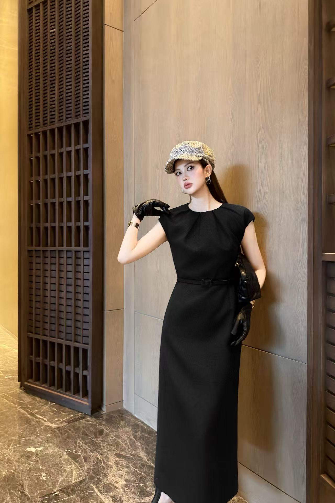 DIOR シンプル プリーツ ノースリーブ ドレス【50％割引+送料無料】