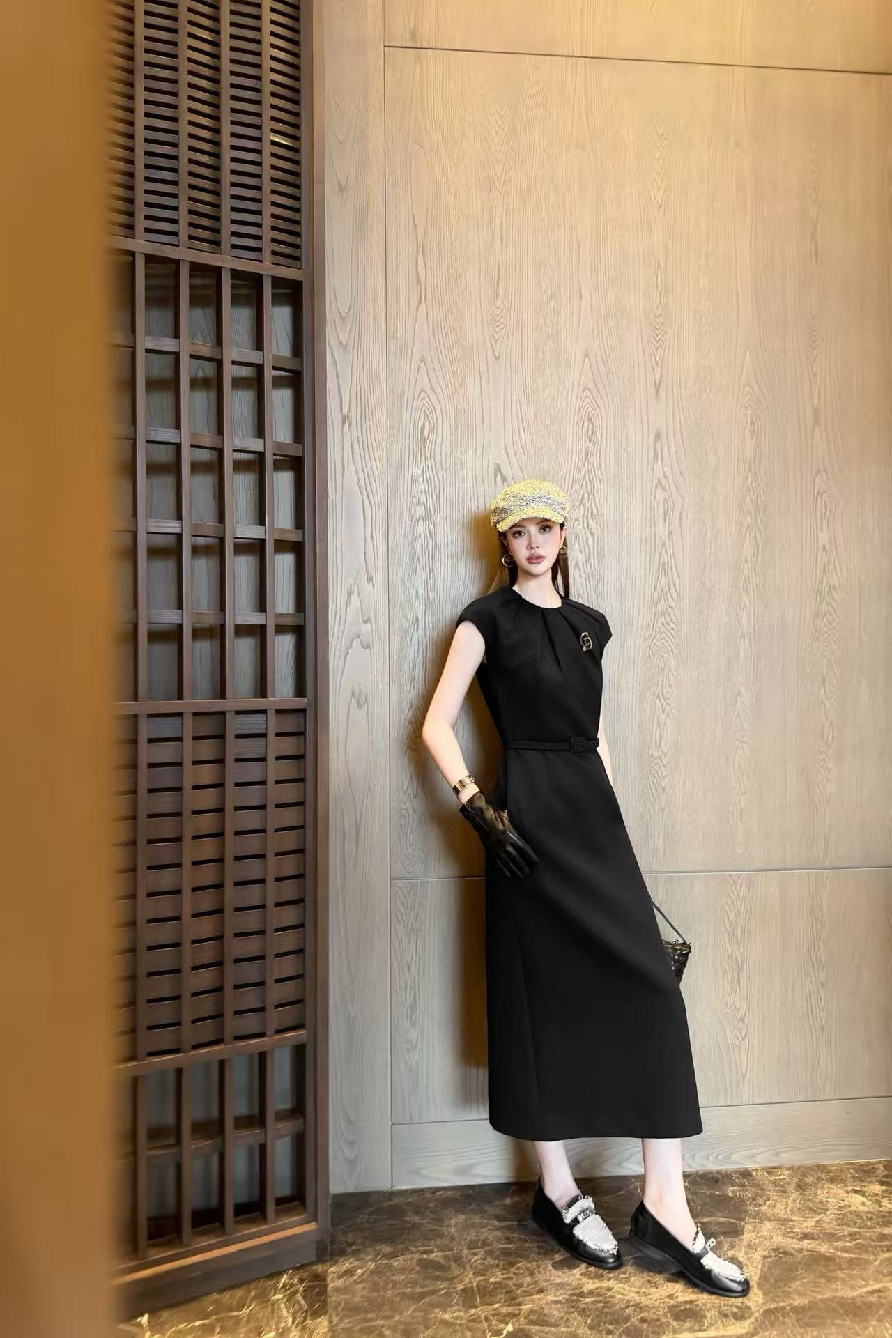 DIOR シンプル プリーツ ノースリーブ ドレス【50％割引+送料無料】