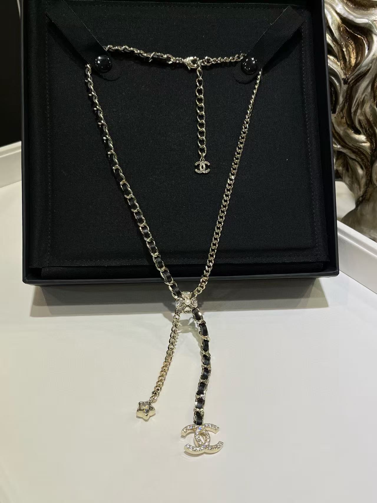 CHANE1レザーダブルCネックレス【50％割引+送料無料】