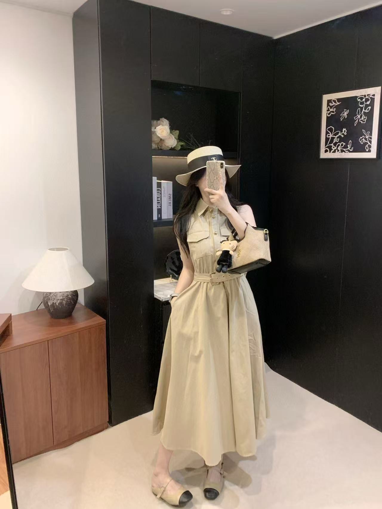 DIOR メタルボタン ノースリーブ ドレス【50％割引+送料無料】