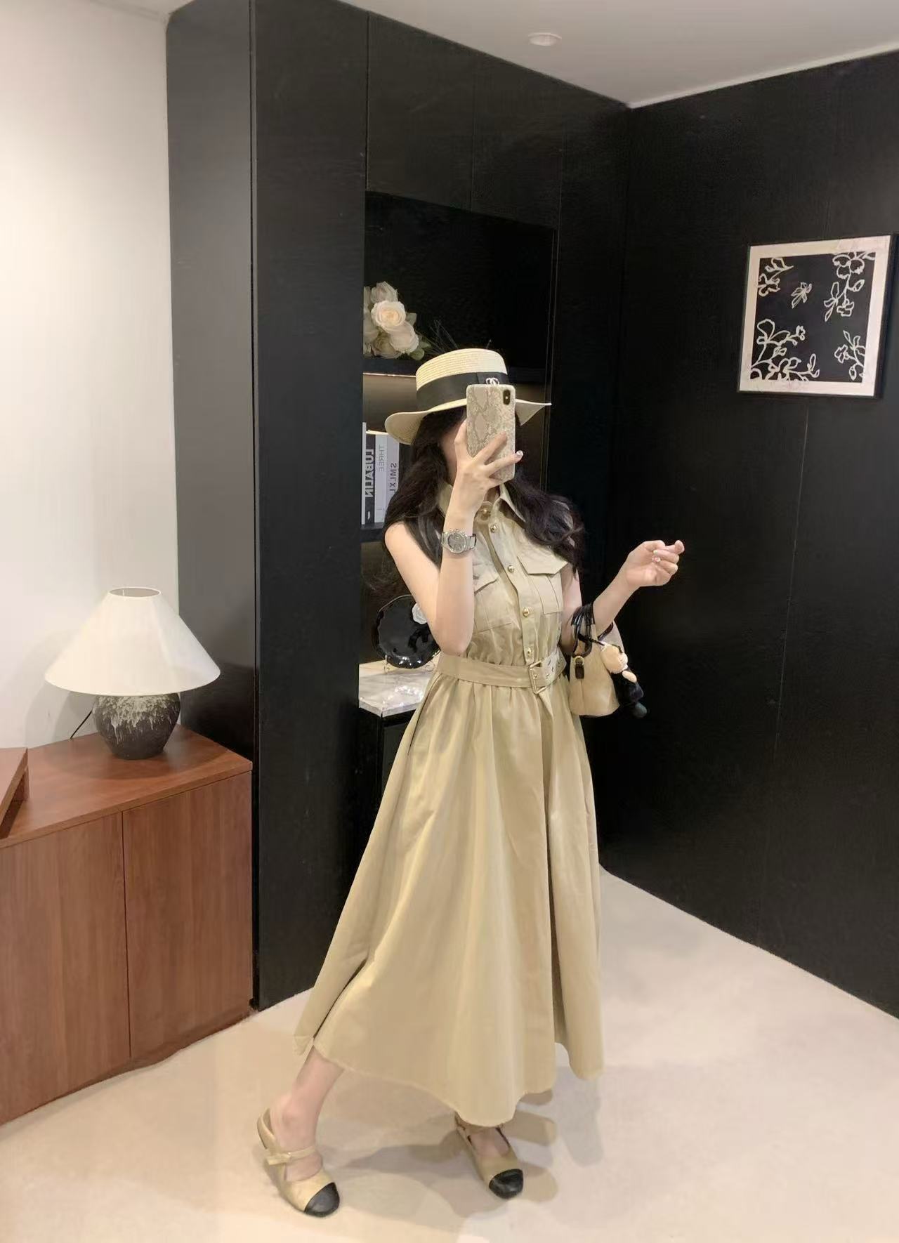 DIOR メタルボタン ノースリーブ ドレス【50％割引+送料無料】