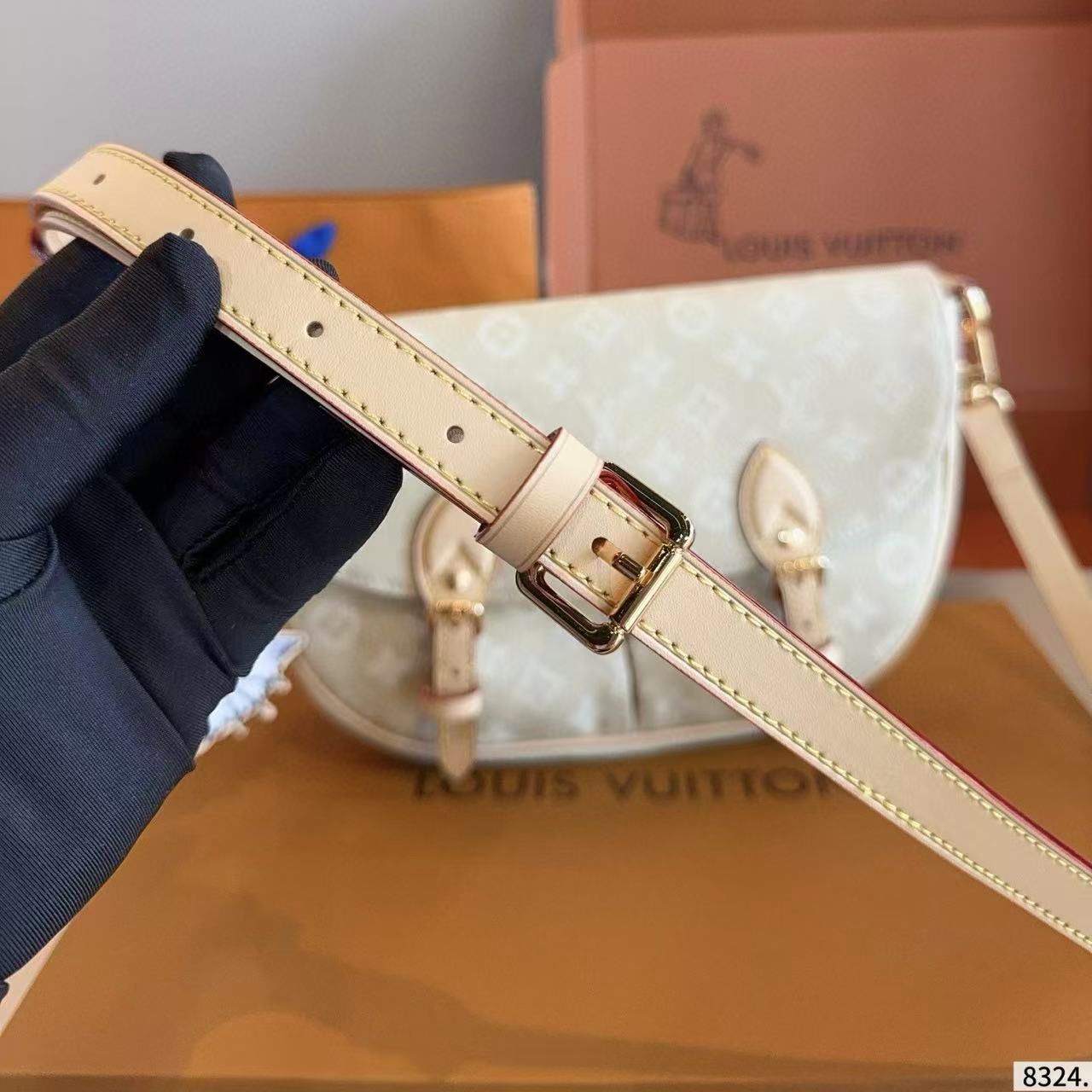 LVプリント クロスボディバッグ【50％割引+送料無料】