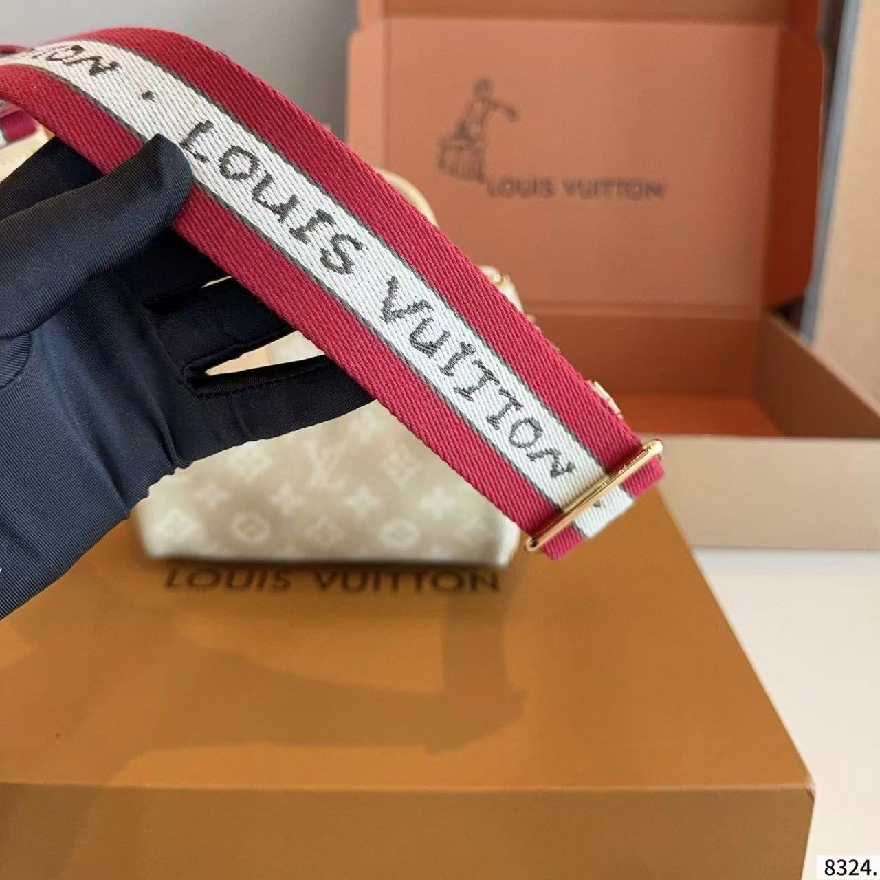 LVプリントハンドバッグ【50％割引+送料無料】