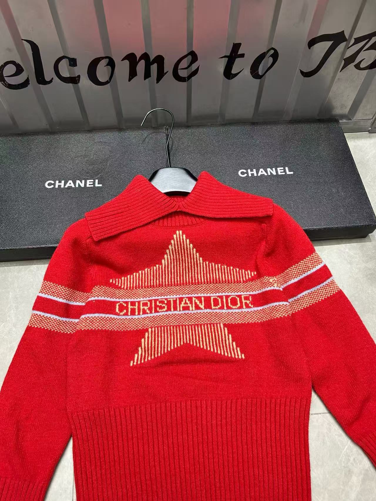 DIORの五芒星柄ウールセーター【50％割引+送料無料】