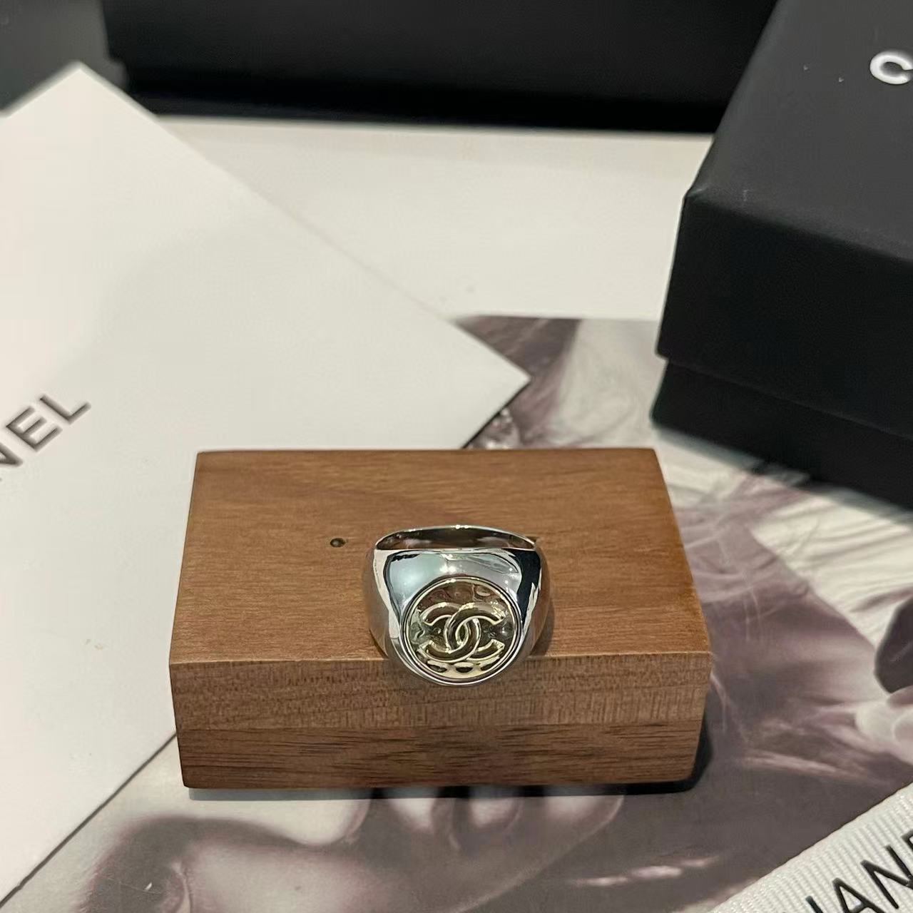 CHANE1シンプルなダブルCリング【50％割引+送料無料】