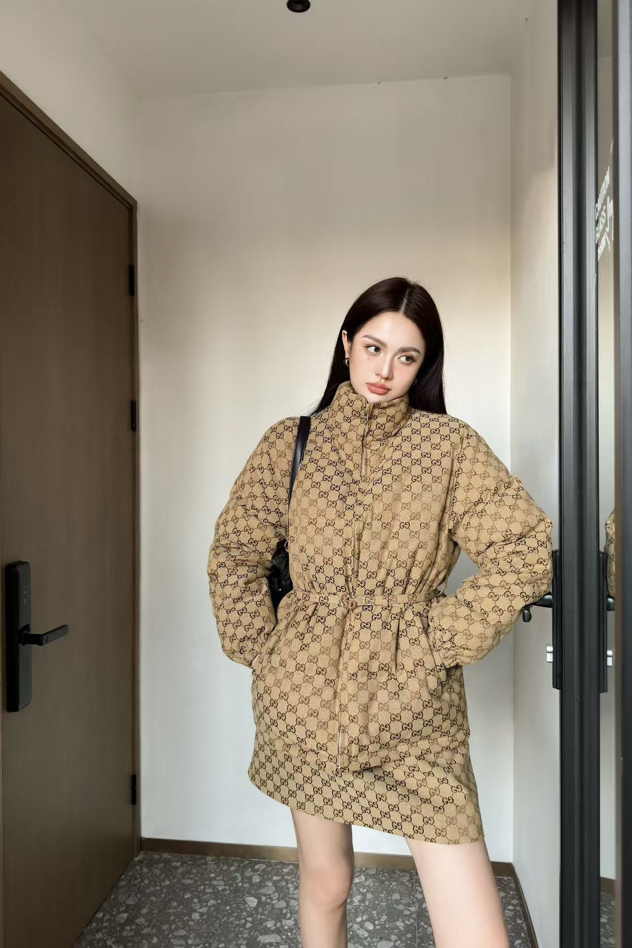 GUCC1 ジャカード ダウンジャケット【50％割引+送料無料】