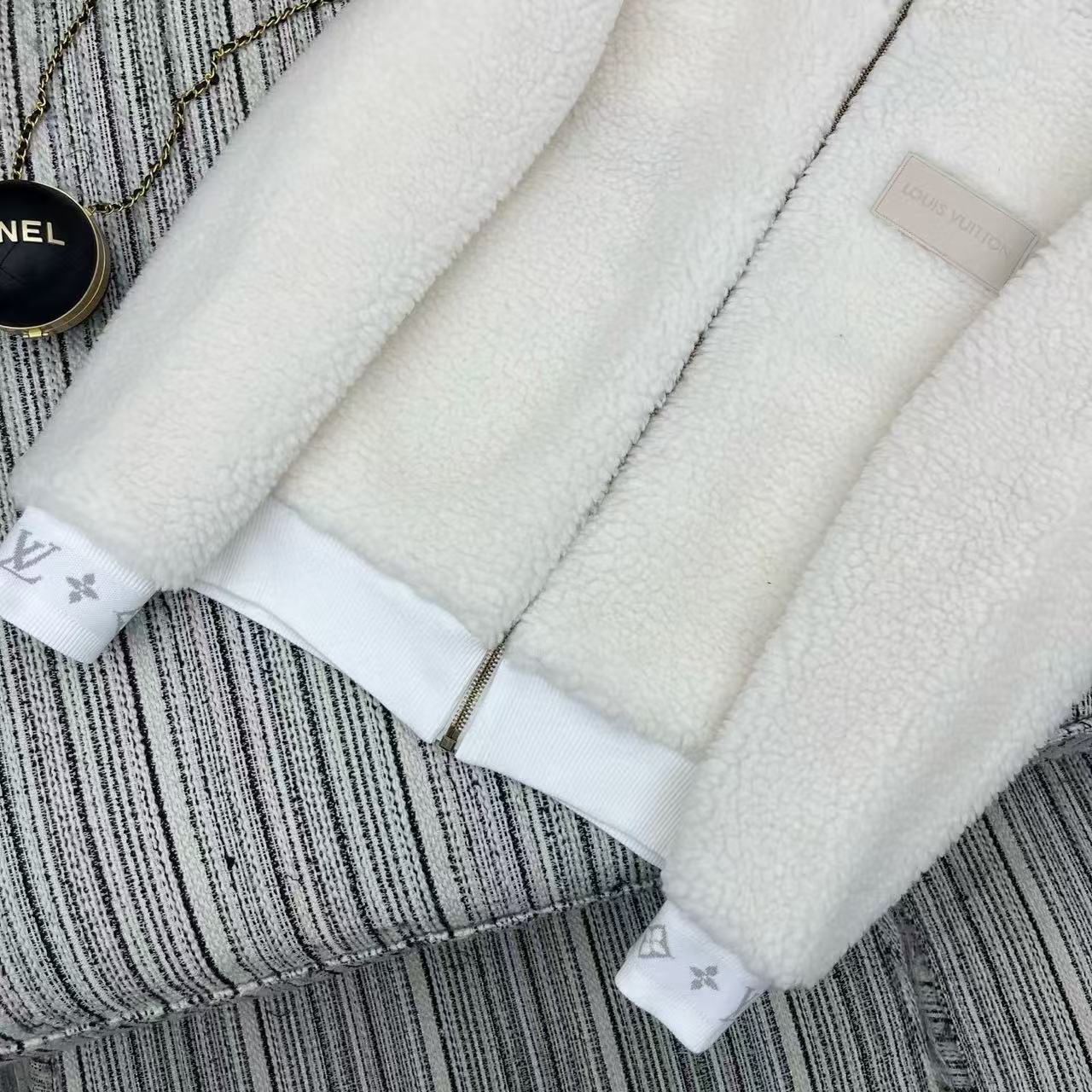 LVスタンドカラーフリースジップアップジャケット【50％割引+送料無料】