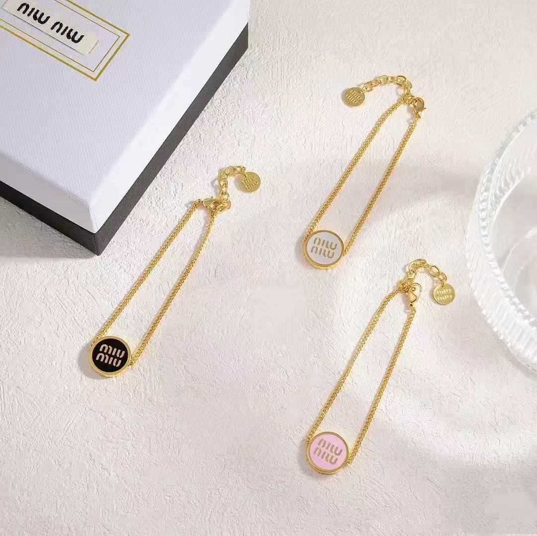 M1UM1U ラウンドブレスレット【50％割引+送料無料】