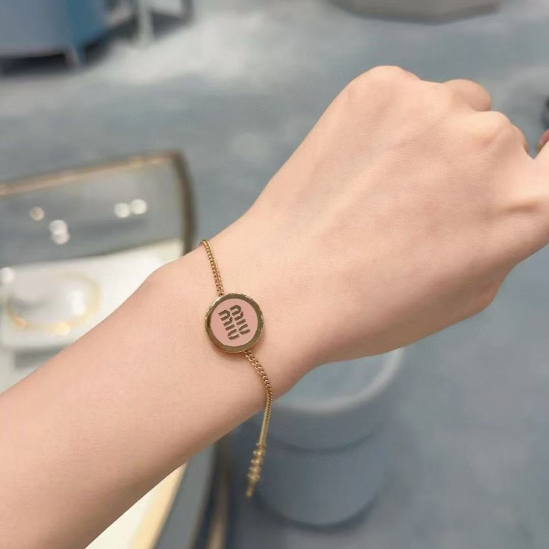 M1UM1U ラウンドブレスレット【50％割引+送料無料】