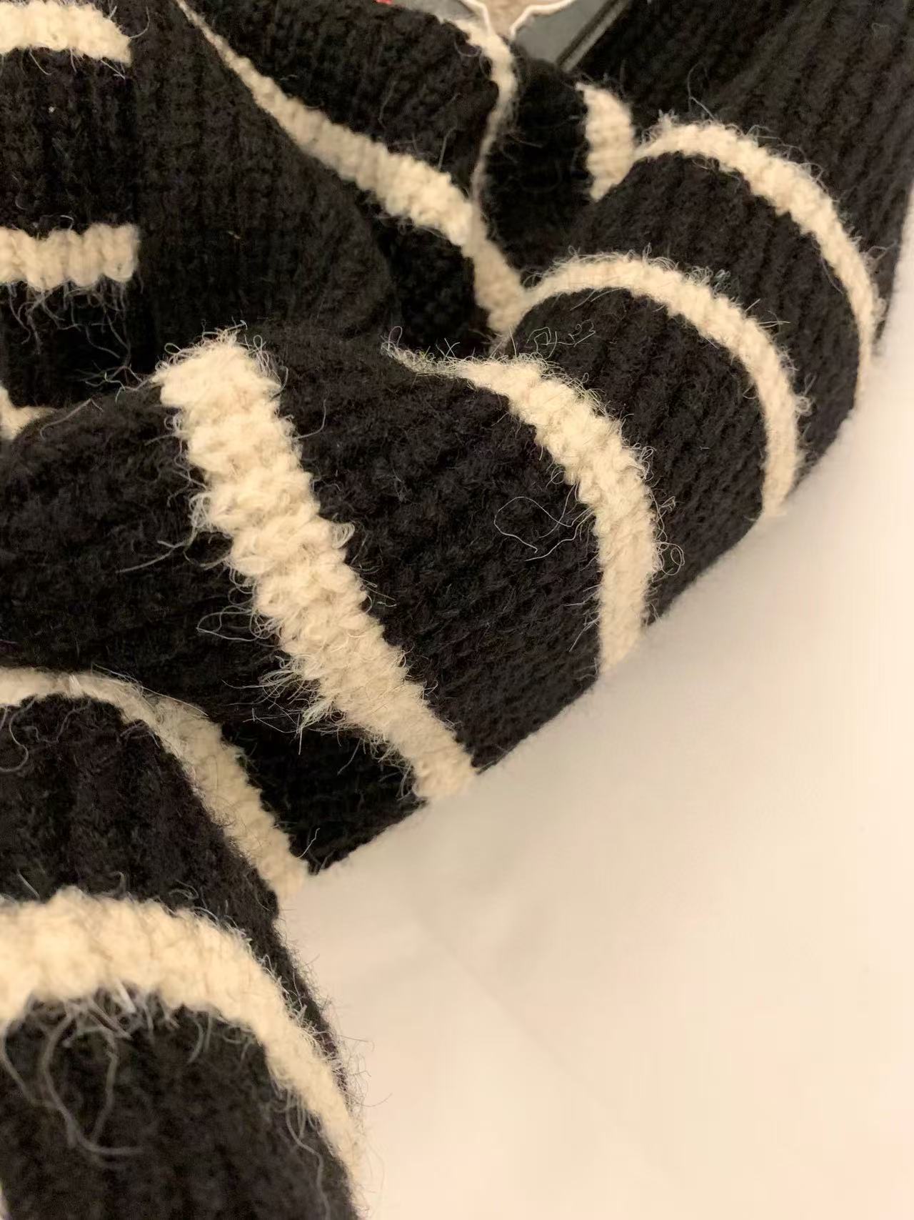 THOM BR0WNE ストライプ フード付きウールカーディガン【50％割引+送料無料】