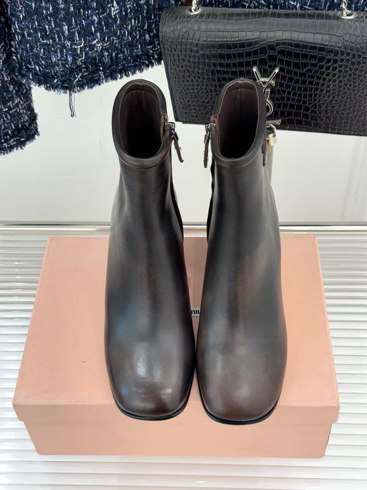 M1UM1U 高品質シンプルラムスキンローヒールアンクルブーツ【50％割引+送料無料】