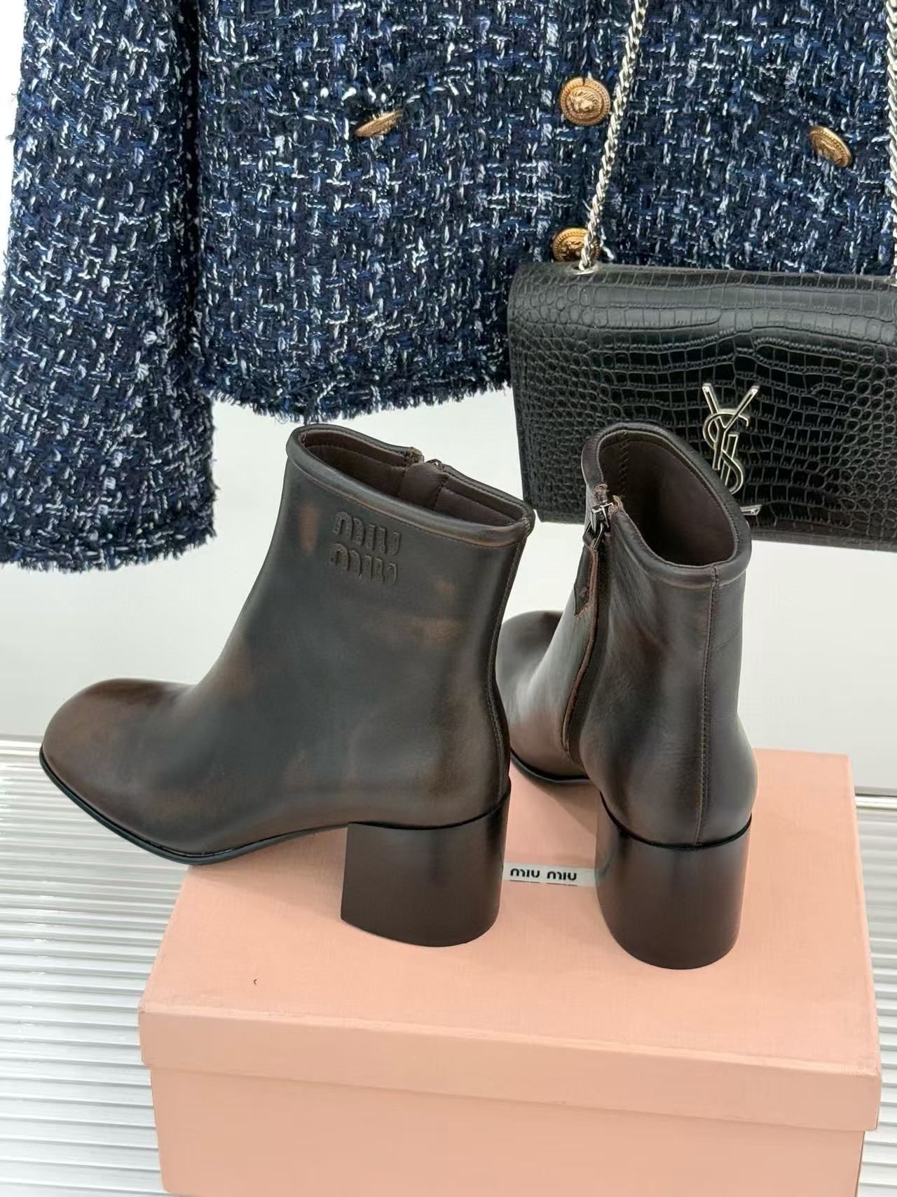 M1UM1U 高品質シンプルラムスキンローヒールアンクルブーツ【50％割引+送料無料】