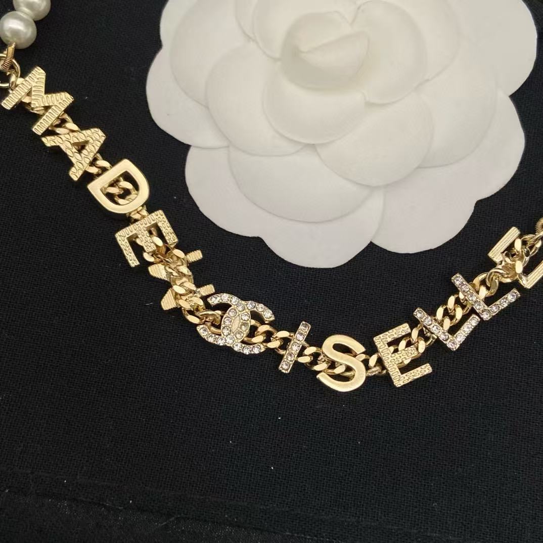 CHANE1 ダブルCレターパールネックレス【50％割引+送料無料】