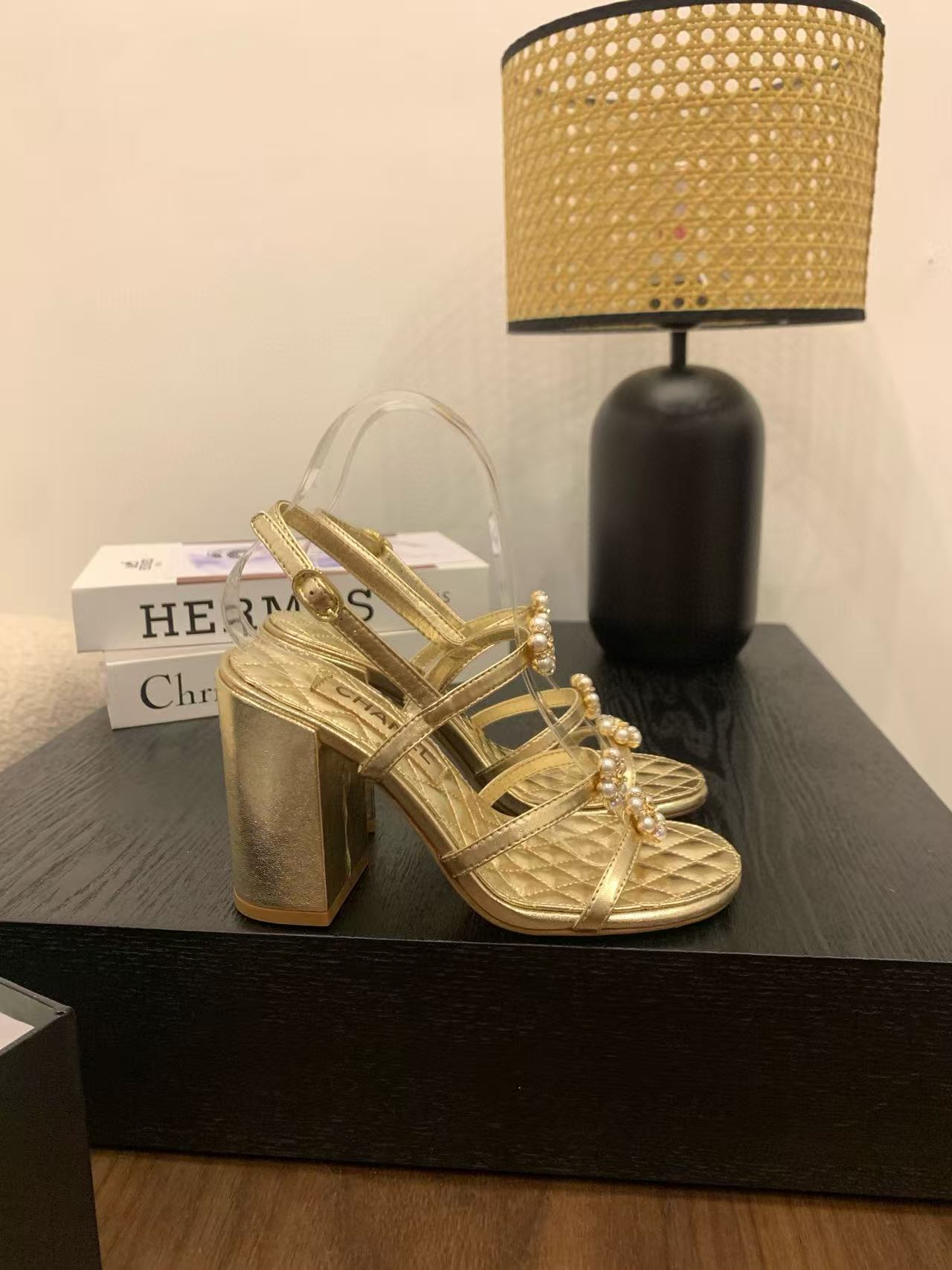 CHANE1 高品質パールフラワーハイヒールサンダル【50％割引+送料無料】