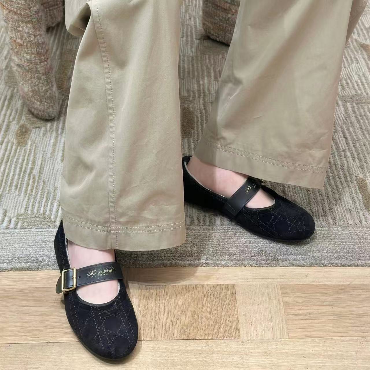 M1UM1U 高品質ウール メリージェーンフラットシューズ【50％割引+送料無料】