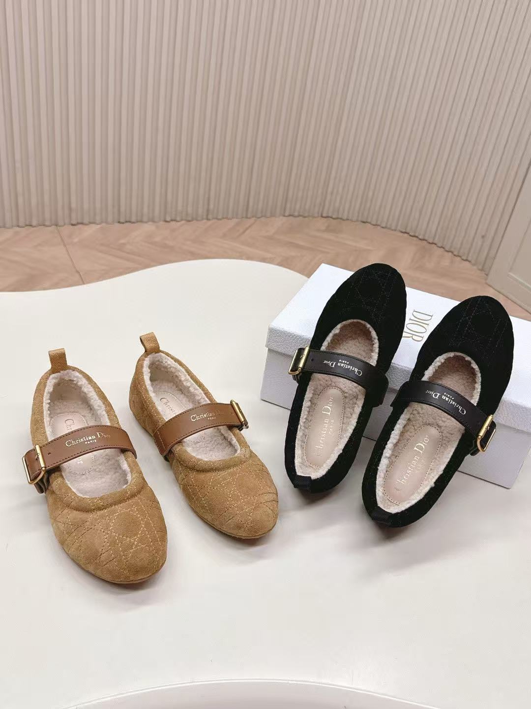 M1UM1U 高品質ウール メリージェーンフラットシューズ【50％割引+送料無料】