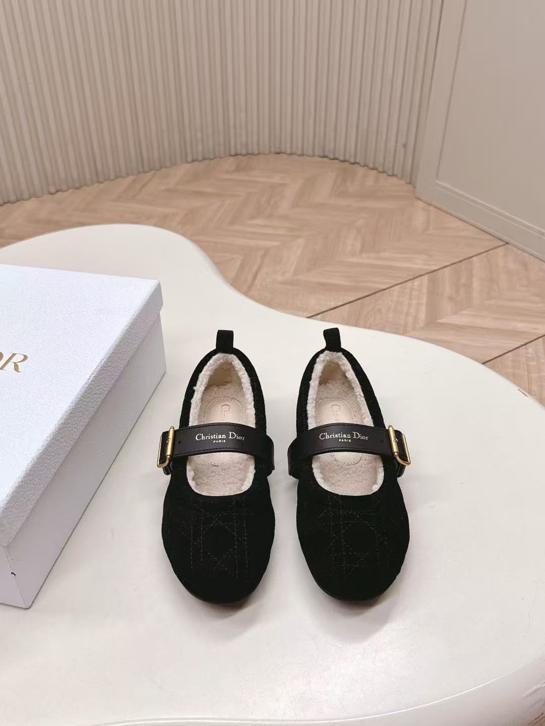 M1UM1U 高品質ウール メリージェーンフラットシューズ【50％割引+送料無料】