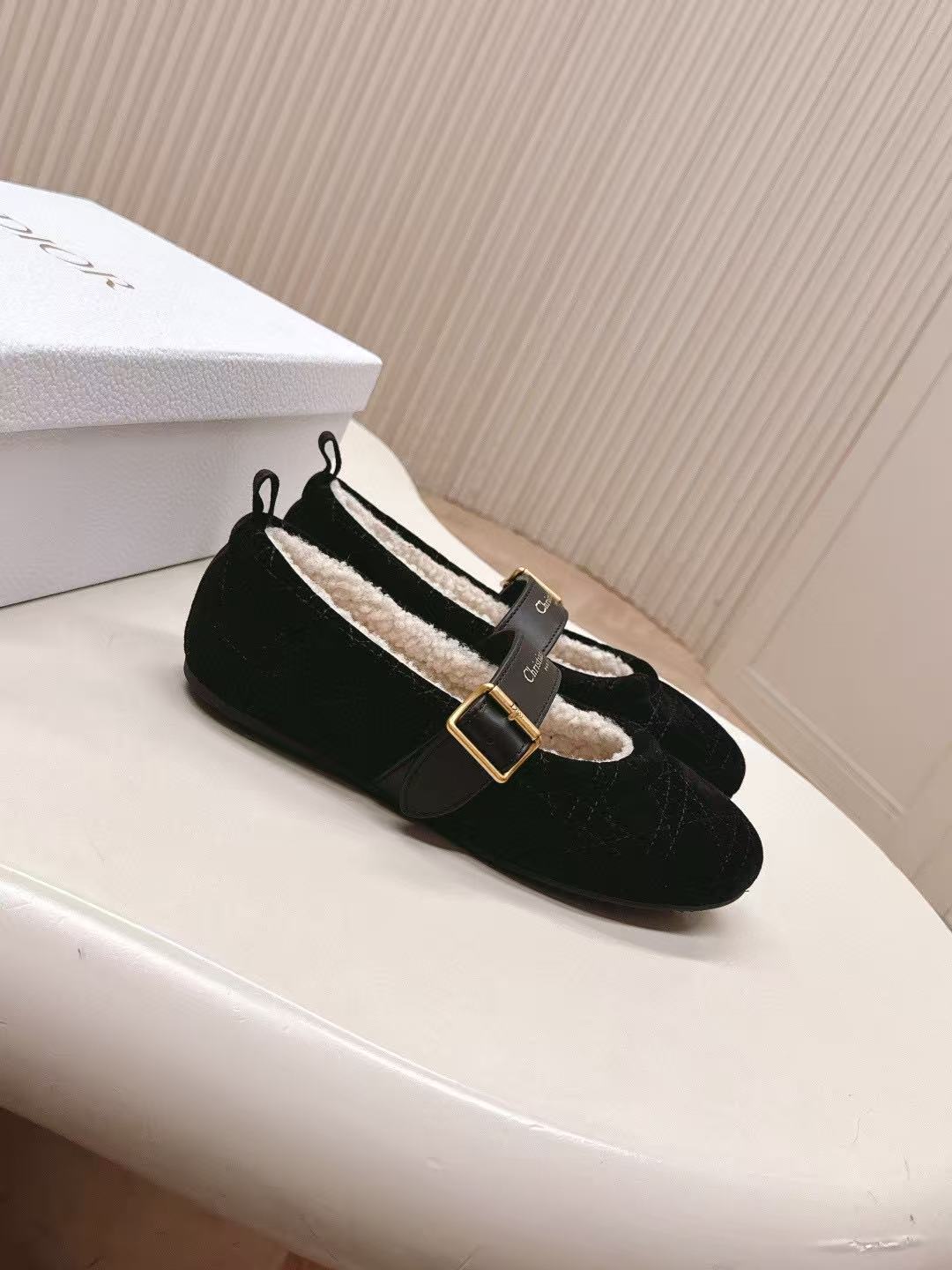 M1UM1U 高品質ウール メリージェーンフラットシューズ【50％割引+送料無料】