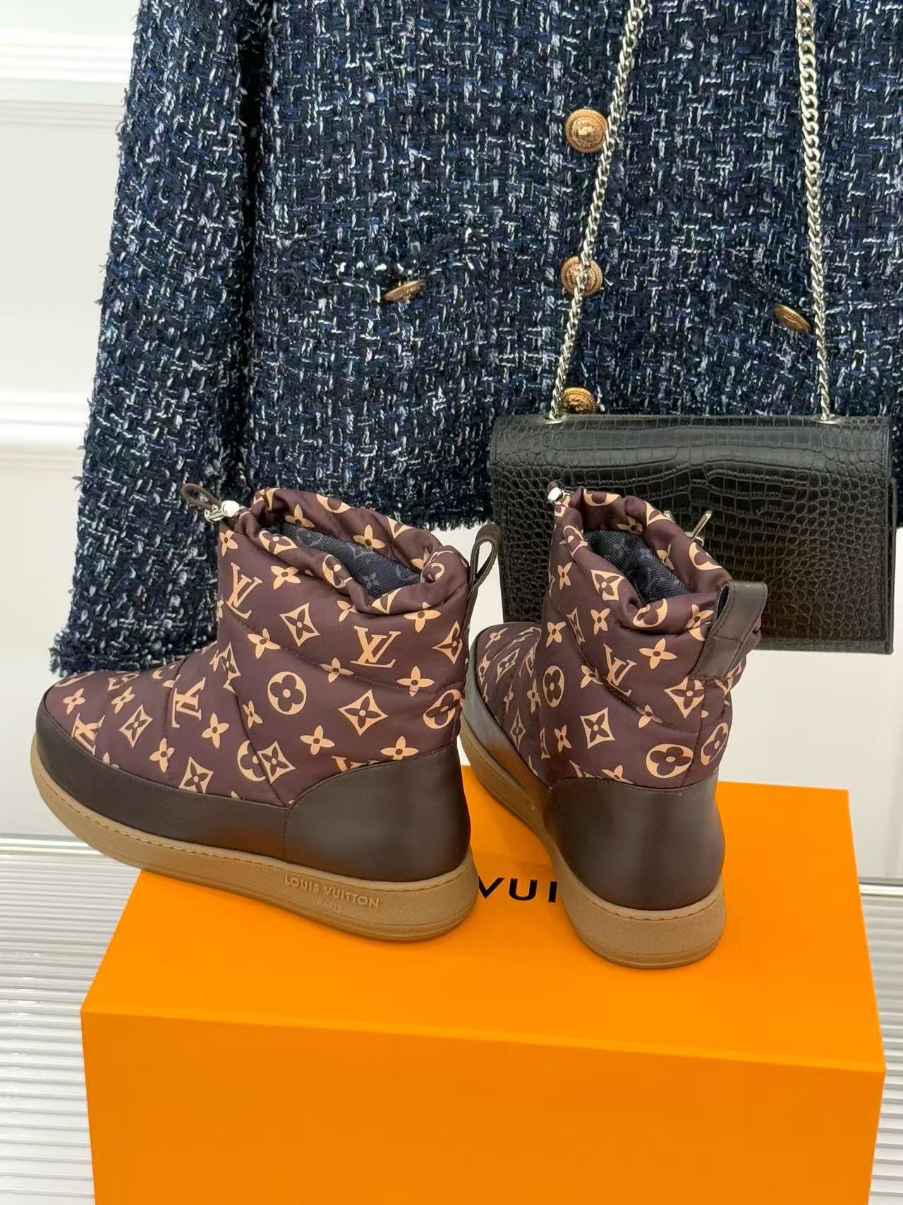 LVの高品質ダウンスノーブーツ【50％割引+送料無料】