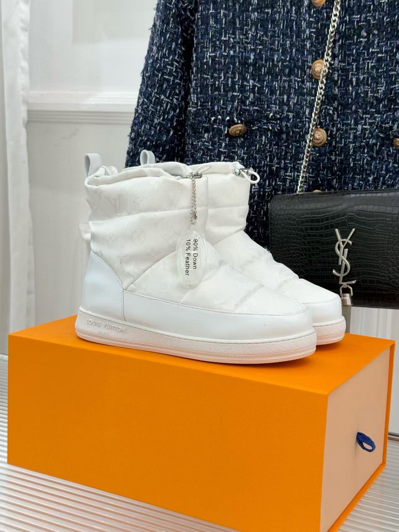 LVの高品質ダウンスノーブーツ【50％割引+送料無料】