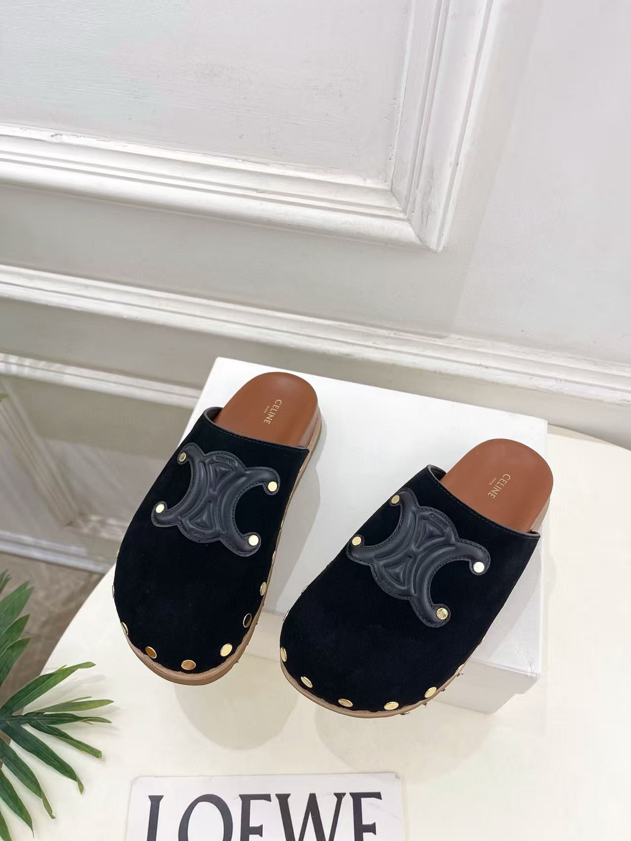 CEL1NE 高品質 凱旋門 厚底スリッパ【50％割引+送料無料】