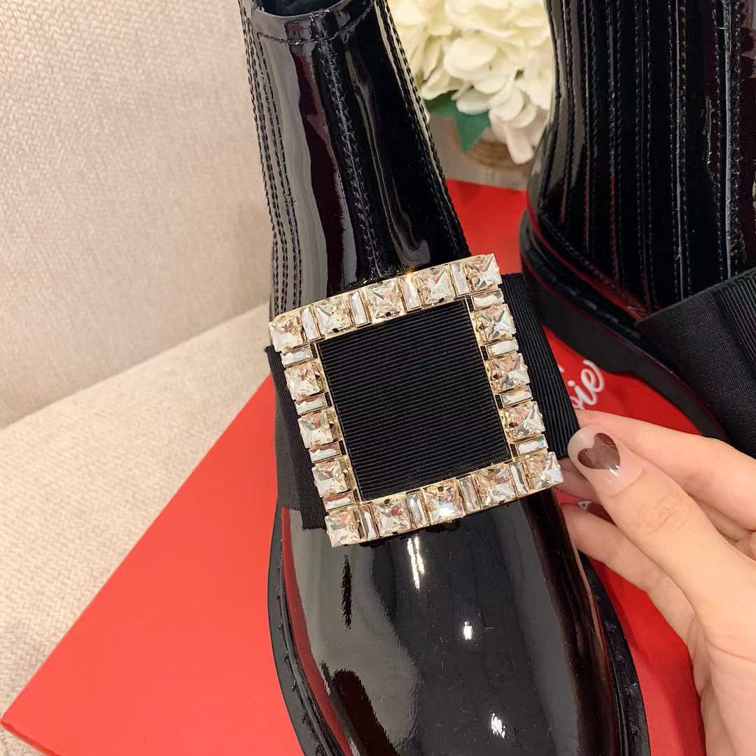 BOTTEGA VENE7A 高品質ラインストーンバックルマーティンブーツ【50％割引+送料無料】