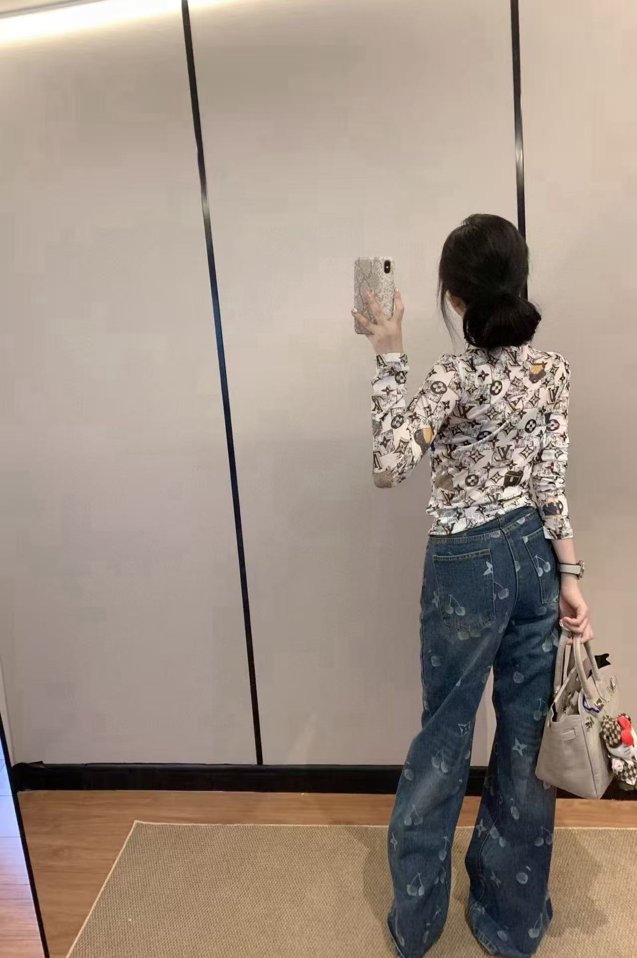 LVプリントメッシュトップ+ジーンズのツーピースセット【50％割引+送料無料】