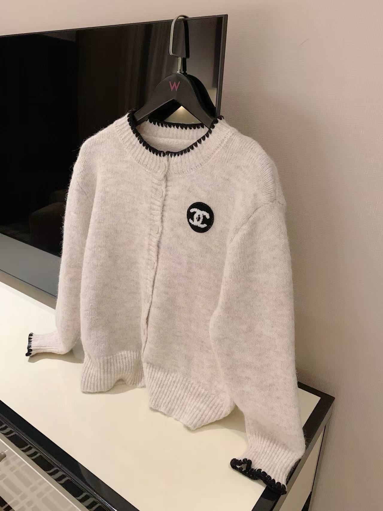 CHANE1 カーディガン、スカート、帽子の3点セット【50％割引+送料無料】